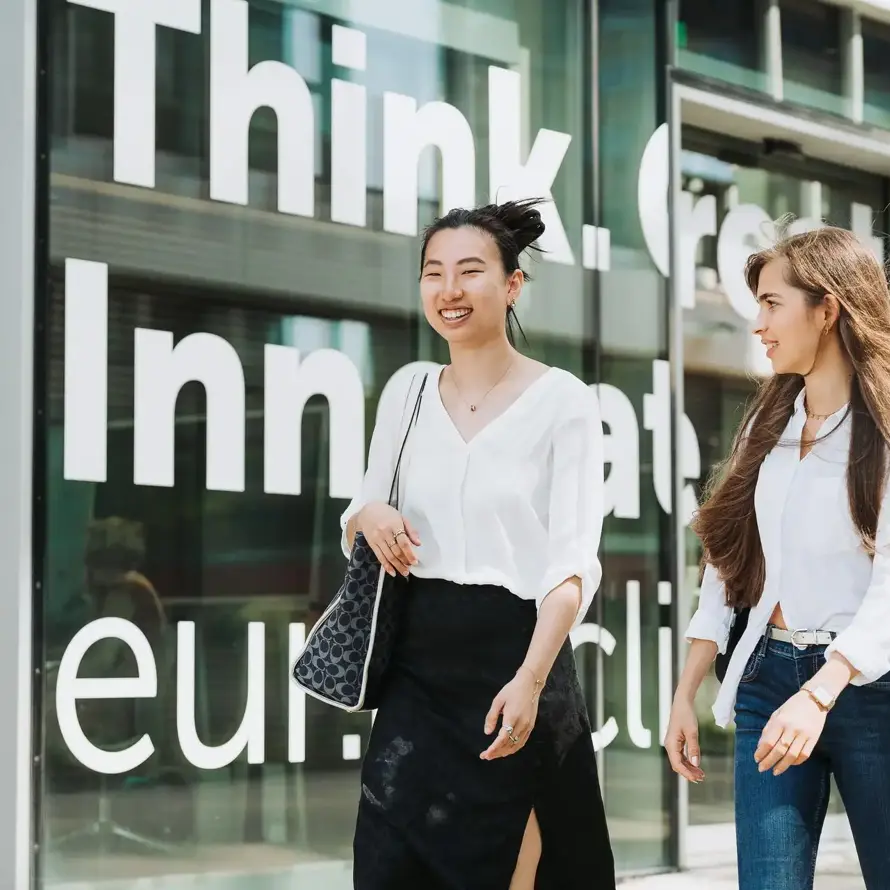 Erasmus University Rotterdam improves communication with WhatsApp integration